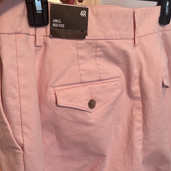 BNWT 🌶️🌵 express pants. Size  4 R blush color super feminine and professional - Picture 8 of 12